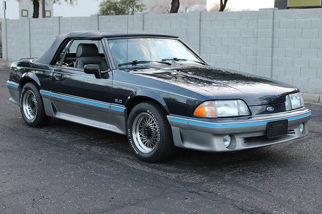 1988 FORD Mustang