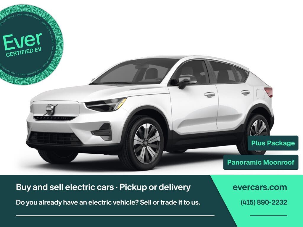 2023 VOLVO C40