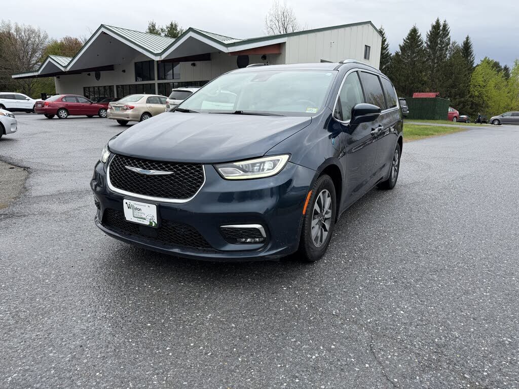 2021 CHRYSLER Pacifica