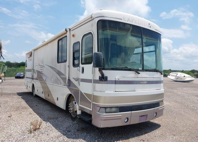 2002 FREIGHTLINER XC Chassis