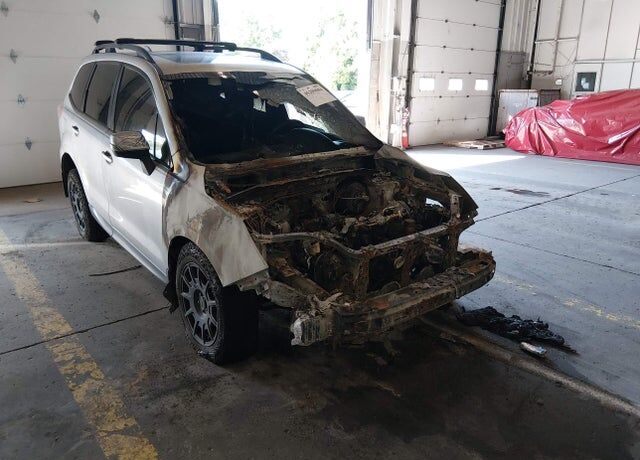 2017 SUBARU Forester