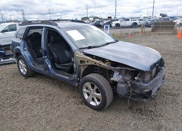 2014 SUBARU Outback