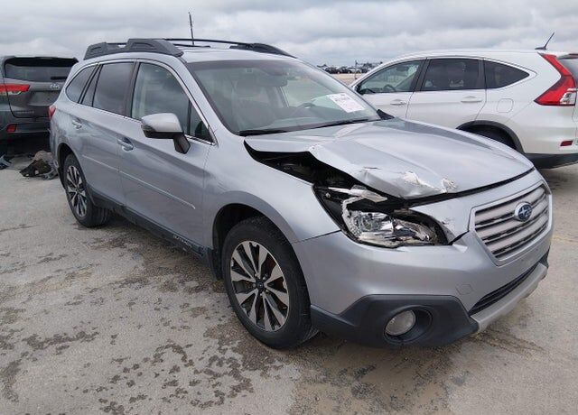 2016 SUBARU Outback