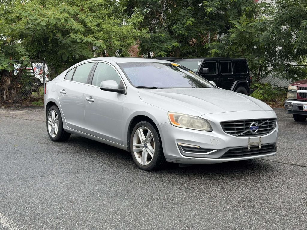 2014 VOLVO S60