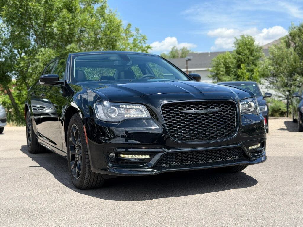 2023 CHRYSLER 300