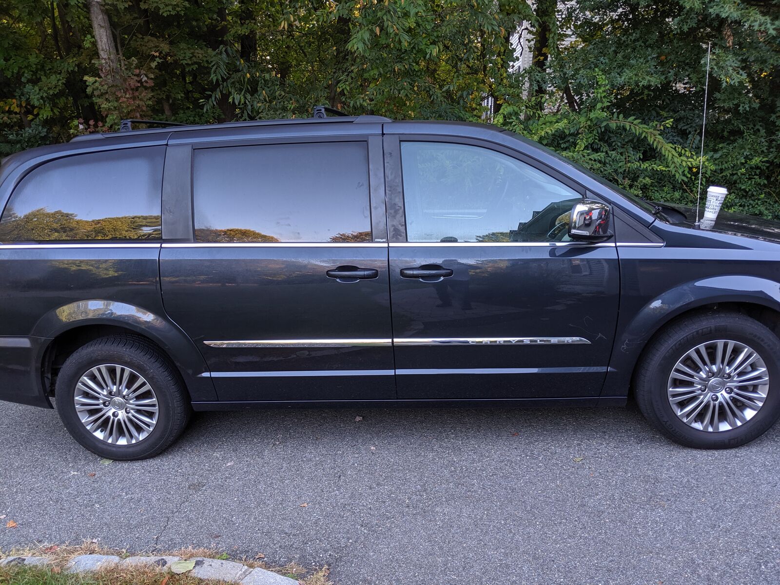 2014 CHRYSLER Town and Country