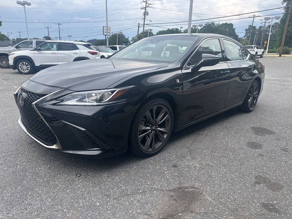 2021 LEXUS ES