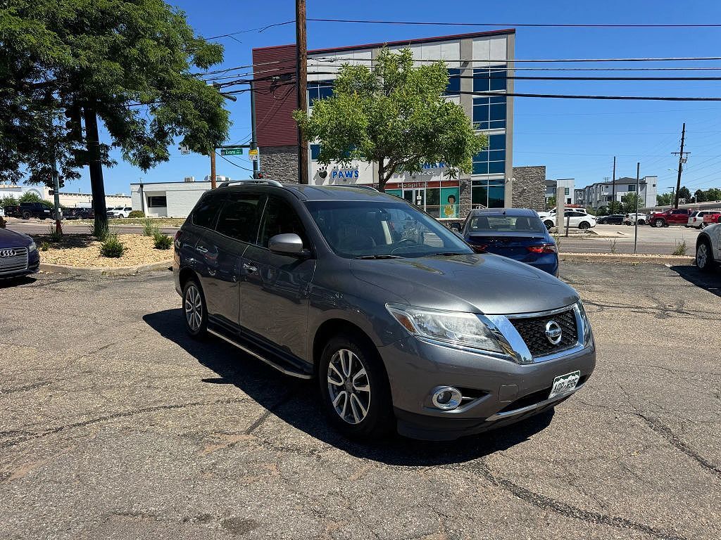 2016 NISSAN Pathfinder