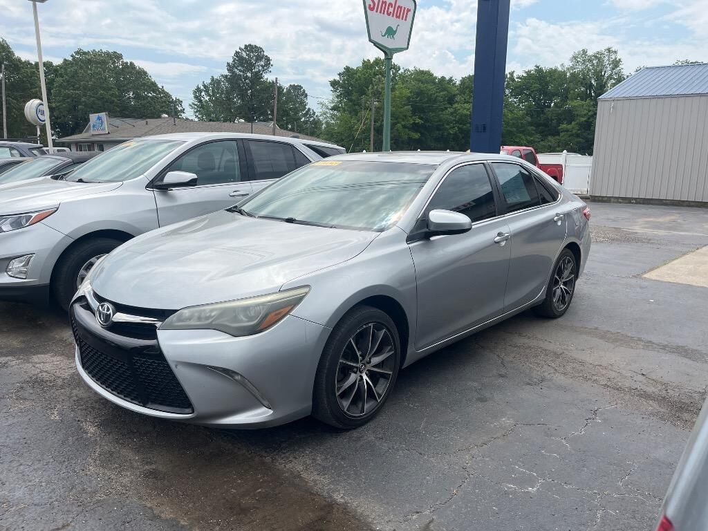 2015 TOYOTA Camry
