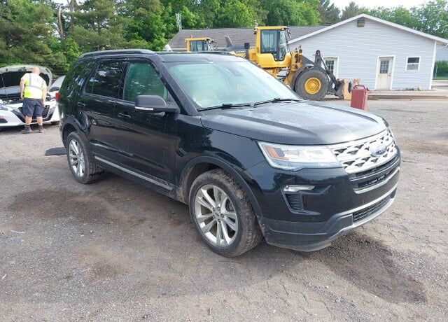 2019 FORD Explorer