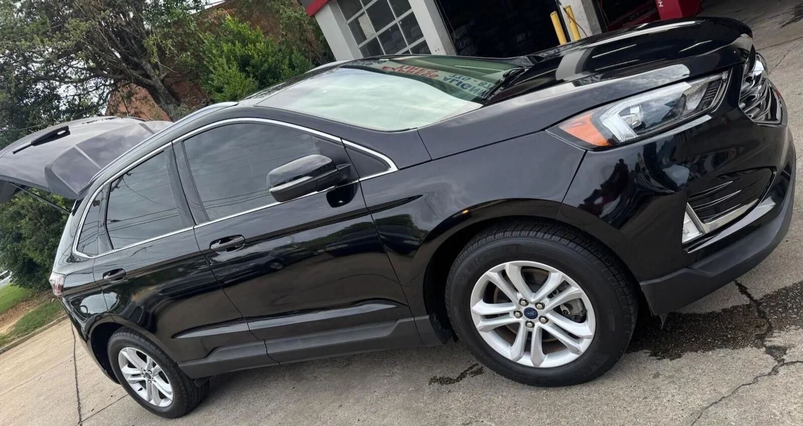 2020 FORD Edge