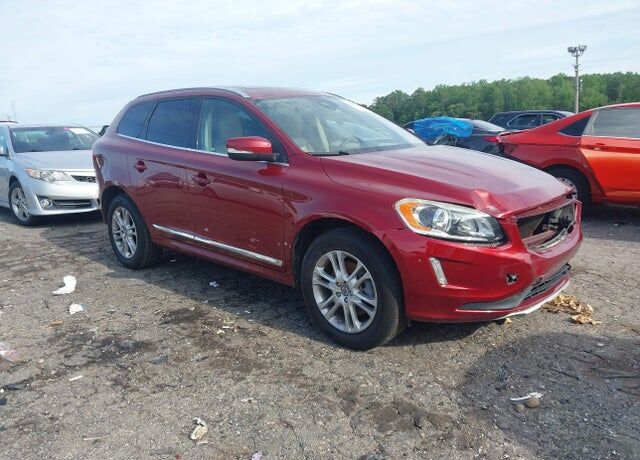 2015 VOLVO XC60