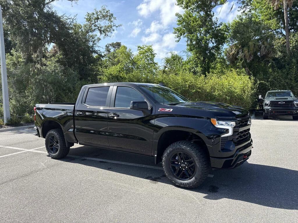 2026 CHEVROLET Silverado