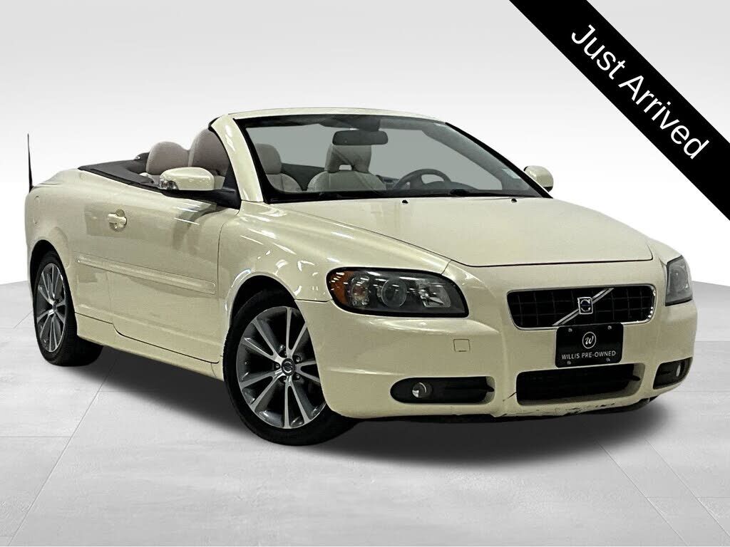 2010 VOLVO C70