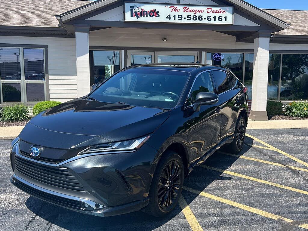 2024 TOYOTA Venza