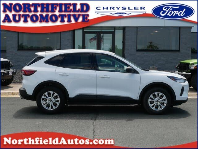 2025 FORD Escape