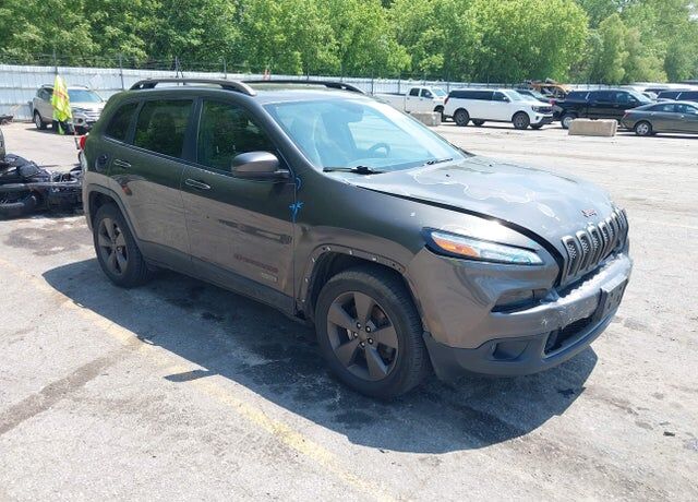 2017 JEEP Cherokee
