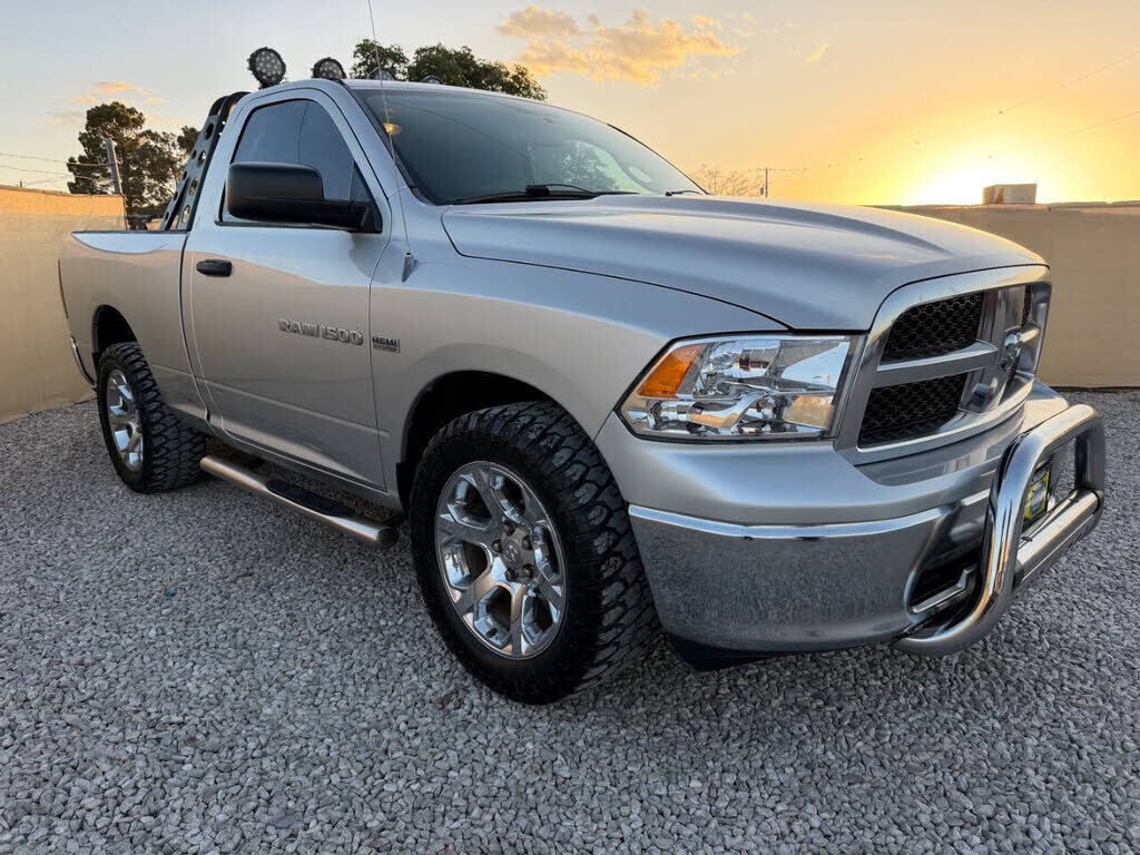 2012 DODGE Ram
