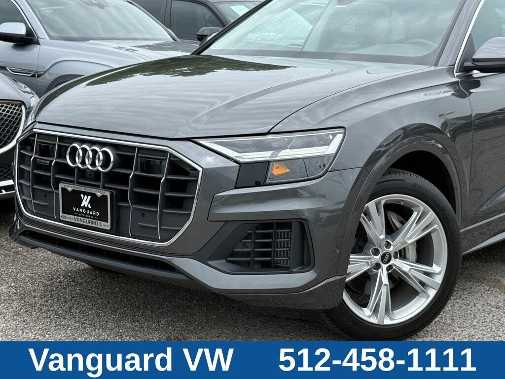 2022 Audi Q8
