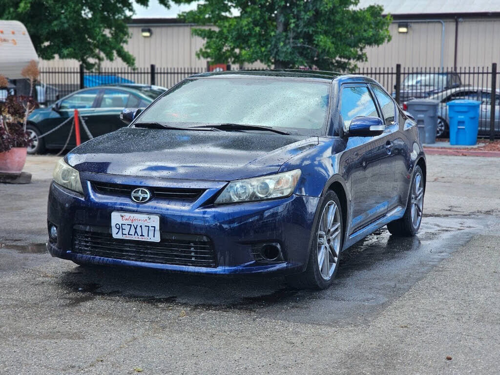 2011 TOYOTA SCION