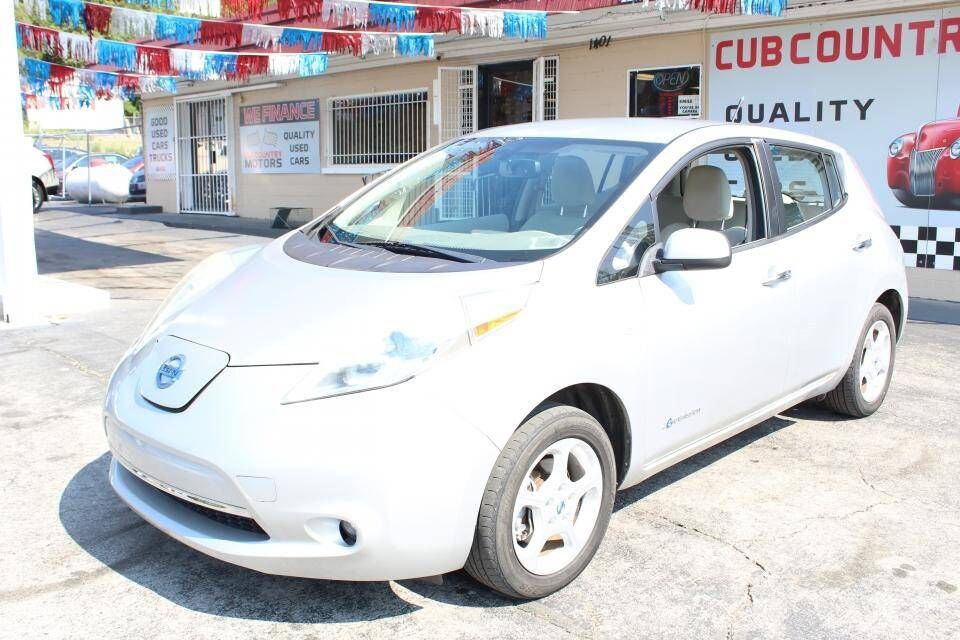2012 NISSAN Leaf