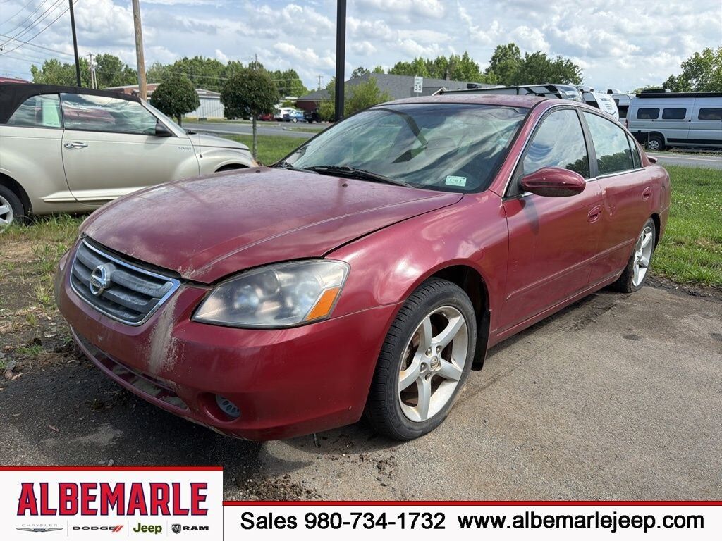 2004 NISSAN Altima