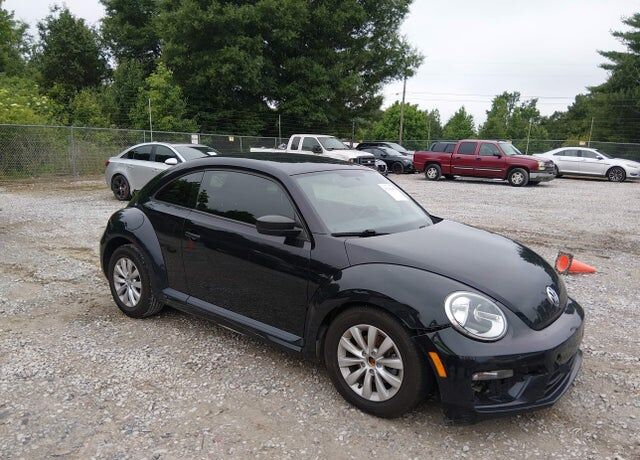 2018 VOLKSWAGEN Beetle