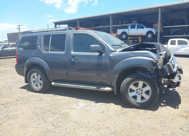 2012 NISSAN Pathfinder