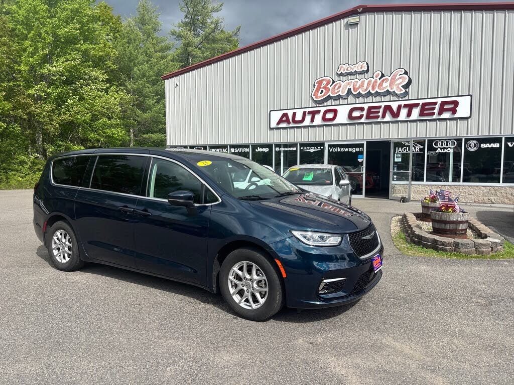 2023 CHRYSLER Pacifica