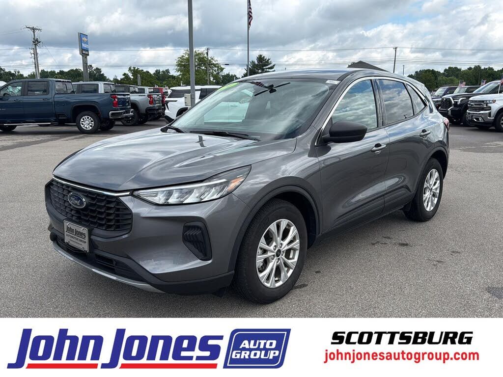 2024 FORD Escape