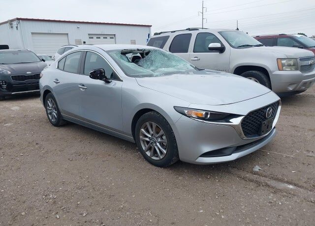 2021 MAZDA Mazda3