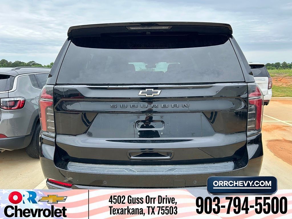 2025 CHEVROLET Suburban
