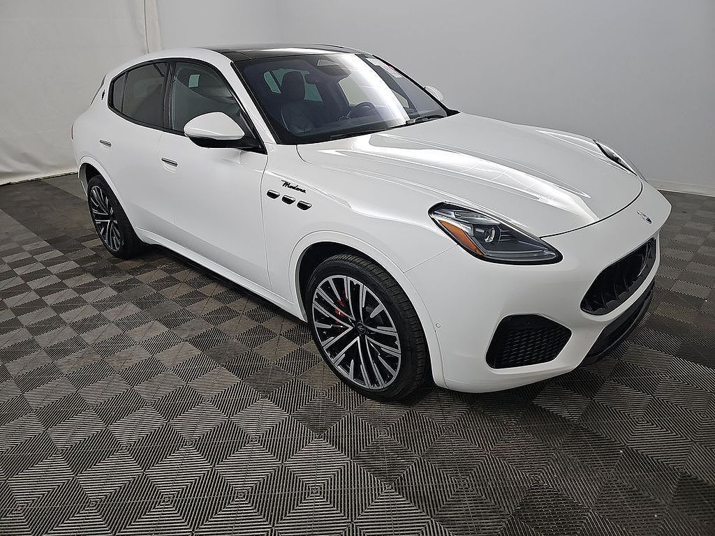 2023 MASERATI Grecale