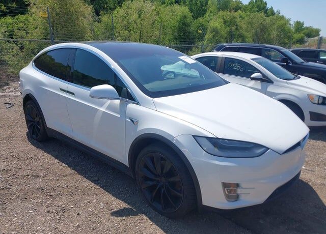 2021 TESLA Model X