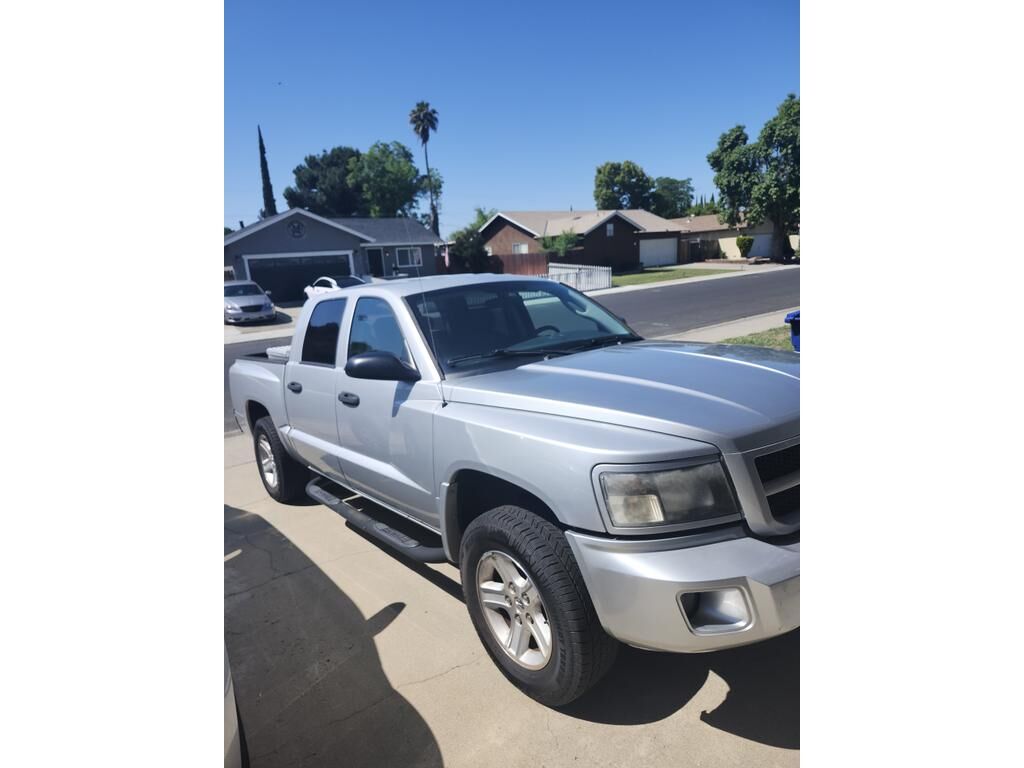 2009 DODGE Dakota