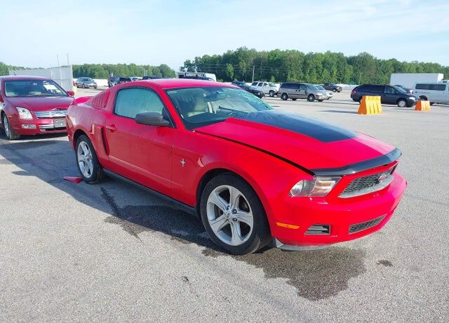 2010 FORD Mustang