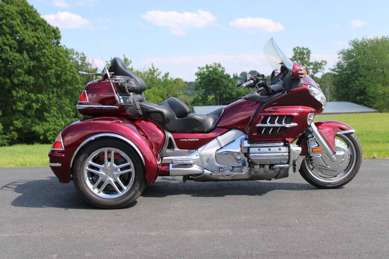 2005 HONDA GL1800