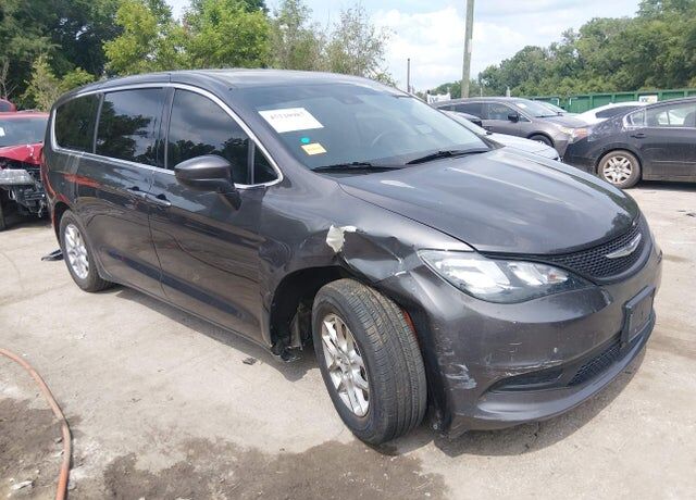 2023 CHRYSLER Voyager