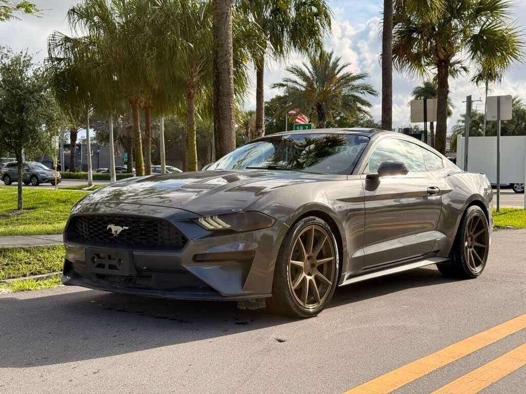 2018 FORD Mustang
