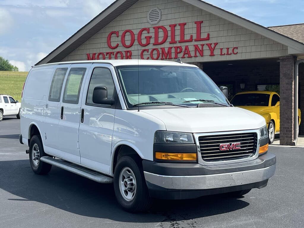 2023 GMC Savana