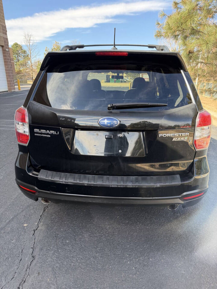 2014 SUBARU Forester