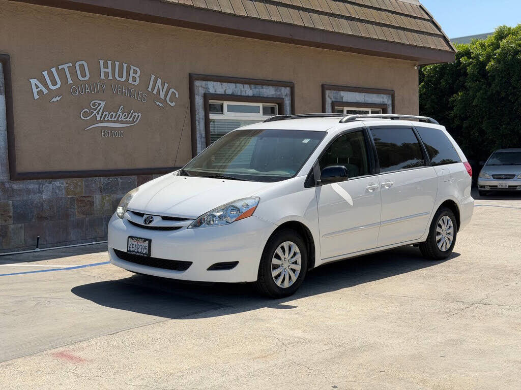 2008 TOYOTA Sienna