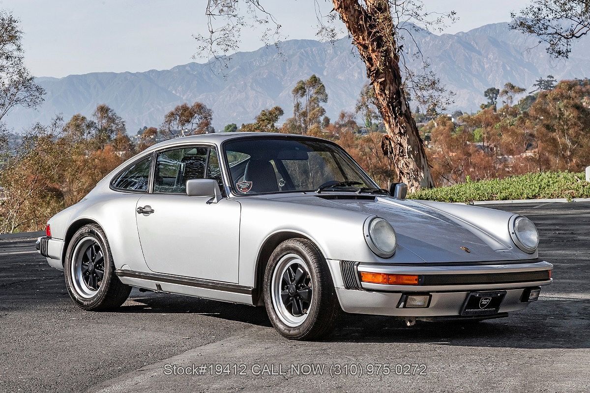 1988 PORSCHE 911