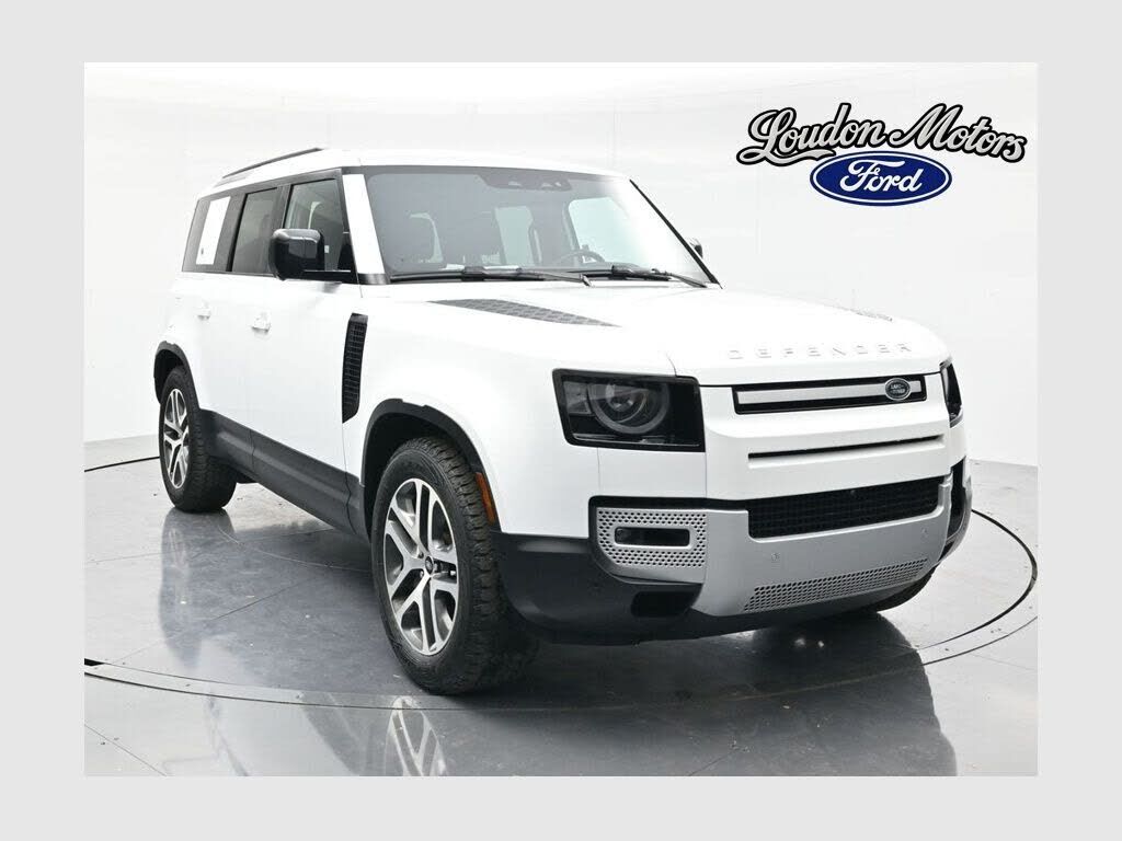 2024 LAND ROVER Defender