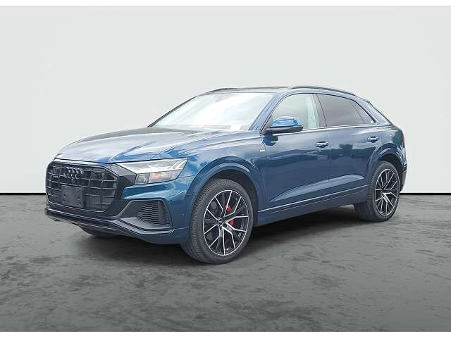 2022 AUDI Q8