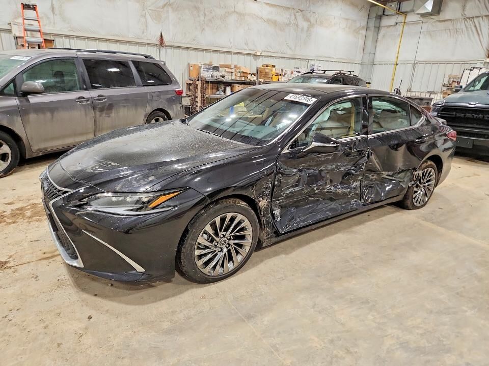 2025 LEXUS ES