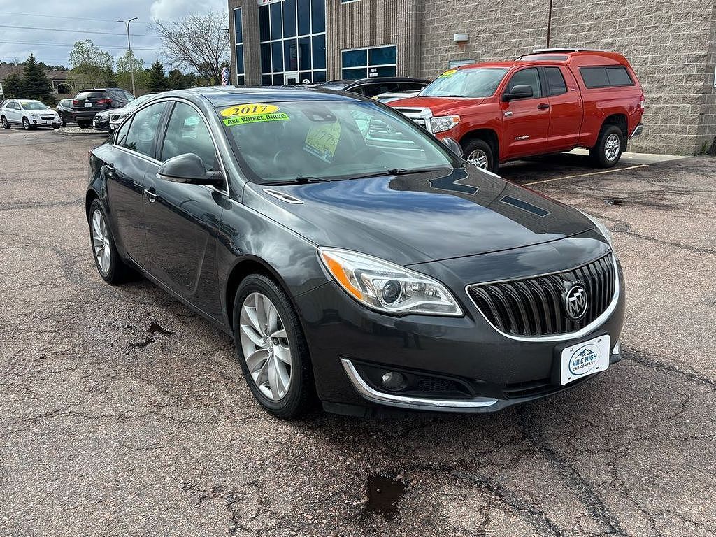 2017 BUICK Regal