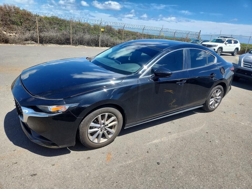 2021 MAZDA Mazda3