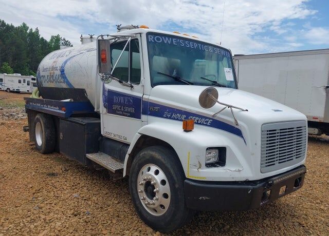 2001 FREIGHTLINER FL70