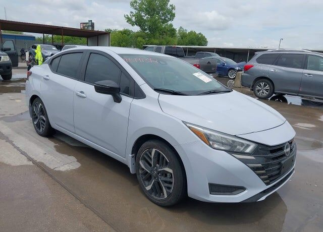 2025 NISSAN Versa